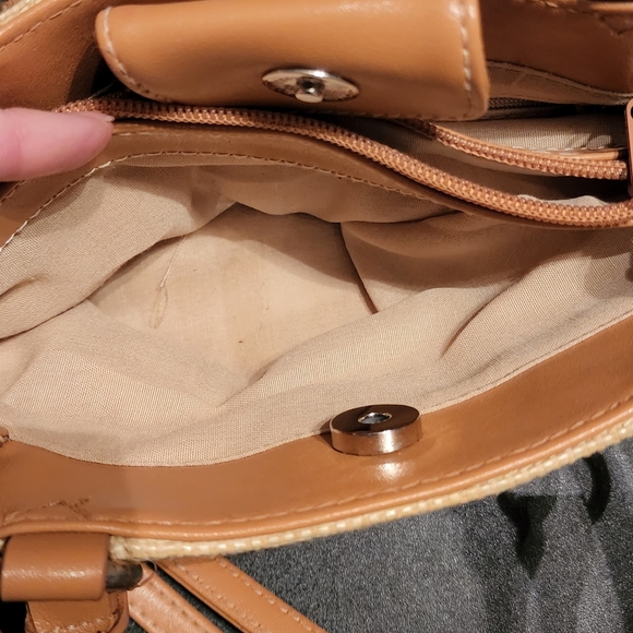 Purse - Picture 5 of 9